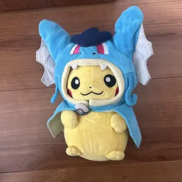 피카츄 갸라도스 놀이 피카츄 봉제 인형