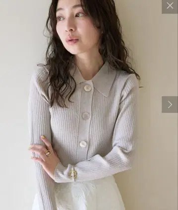 [ 완판템 ] 라부티크 봉봉 라메 리브 폴로 카라 가디건