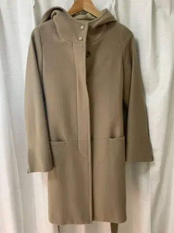 LACOSTE 후드 부착 롱 코트 사이즈 40