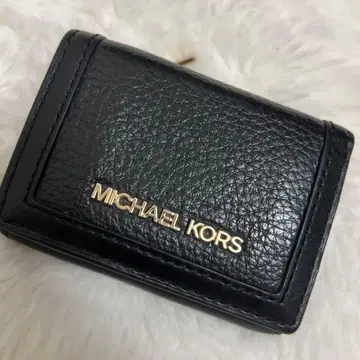 MICHAEL KORS 블랙 3단 폴더형 지갑