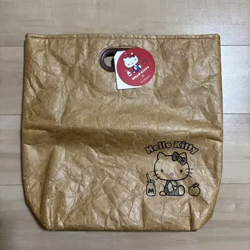 w closet 별주 Hello Kitty 핸드백 다브쿠로 키티