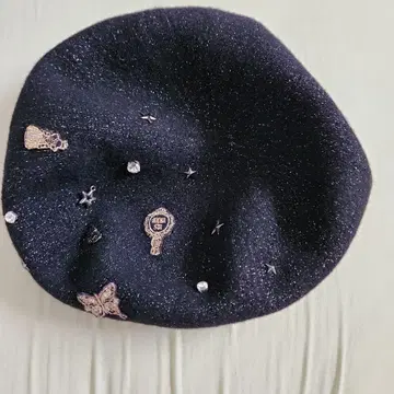 블랙 베레모 별과 나비 자수 M-S