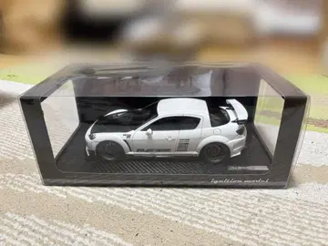 ignition model RE아메미야 RX-8 1/18 화이트