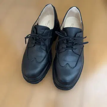 키다리 아저씨 천연 가죽 통굽 레이스업 슈즈
