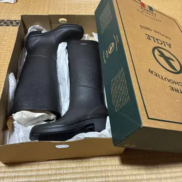 AIGLE 블랙 롱 부츠 박스형 미사용에 가까움