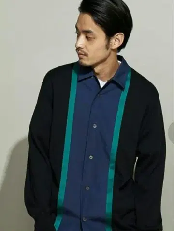 EN ROUTE 네이비 그린 스트라이프 콤비네이션 가디건