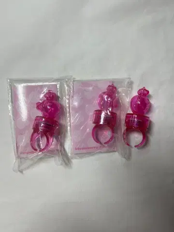 스토푸리 사토미 딸기 반지 라이트