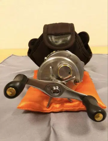 SHIMANO 카르캇타 콘퀘스트 201 DC 상태 좋음