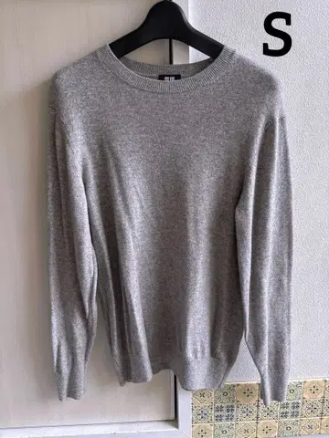 새상품 UNIQLO 캐시미어 크루넥 스웨터 (긴팔) 03 GRAY S