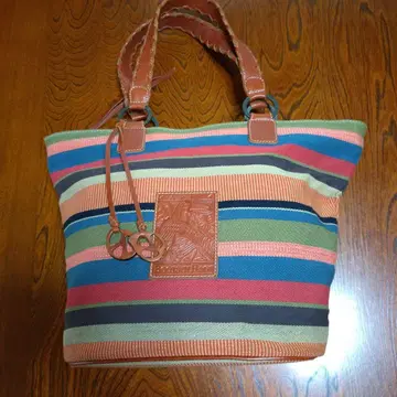 에스닉 백 ( Boots'nBags )