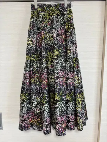 SHE Tokyo michell flower 36