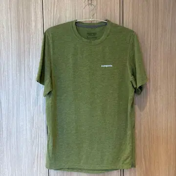 patagonia 올리브 그린 T셔츠