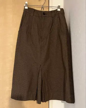 [ 새상품급 ] MHL 미디엄 기장 스커트 가을/겨울