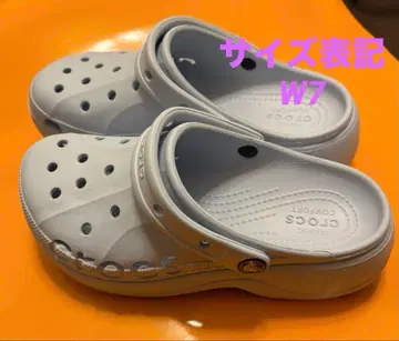 Crocs 화이트 클로그 샌들