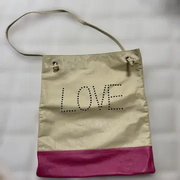 LOVE 스터드 숄더백 베이지 x 핑크