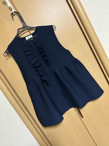 미사용 UNITED ARROWS P 불규칙 프릴 베스트