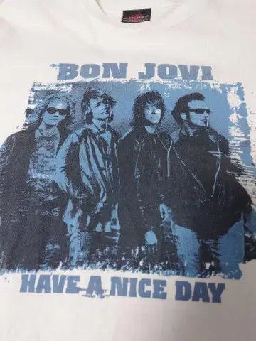 본 조비 BON JOVI 티셔츠 ( S 사이즈 )