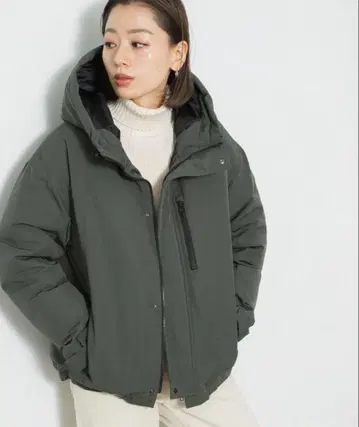 미사용 새상품 어반 리서치 후디 다운 자켓