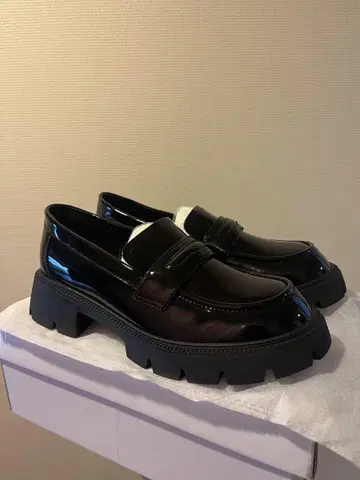 통굽 로퍼 블랙