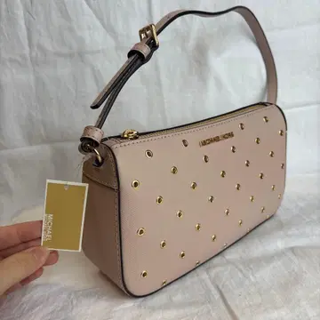MICHAEL KORS 스터드 파우치 베이지