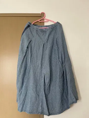 드럭스토어 스트라이프 변형 스커트