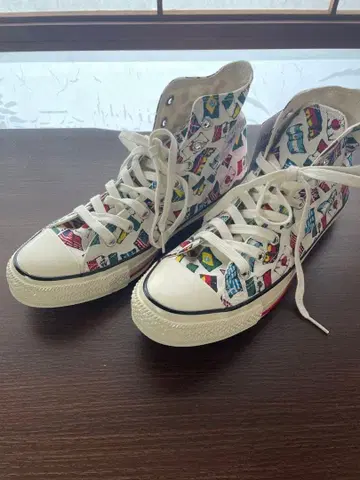 컨버스 척 테일러 올스타 다국기 스니커즈