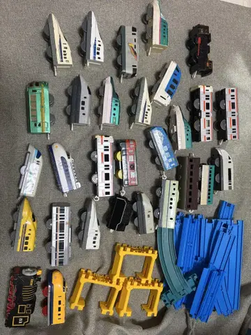 프라레일 차량 세트와 레일