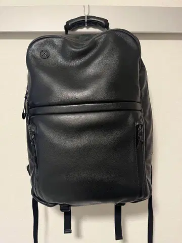 HUB5 방수 가죽 백팩