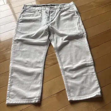 EDWIN 화이트 데님 하프 팬츠