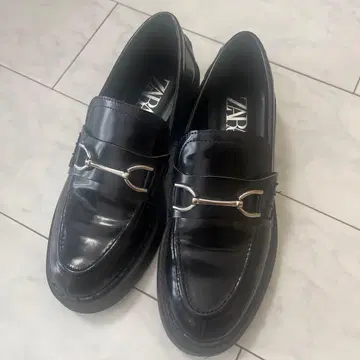 ZARA 블랙 로퍼 37