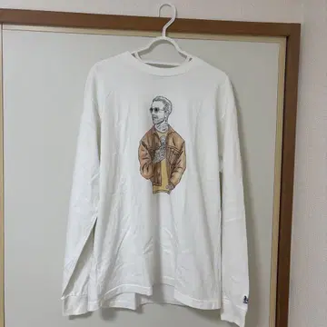 The Endless Summer TES 롱T셔츠 화이트 컬러