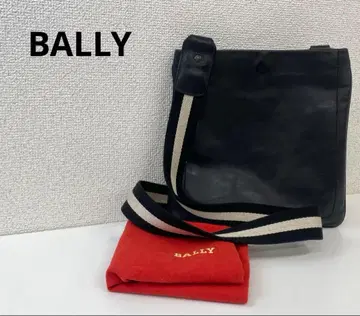 발리 숄더백 가죽 블랙