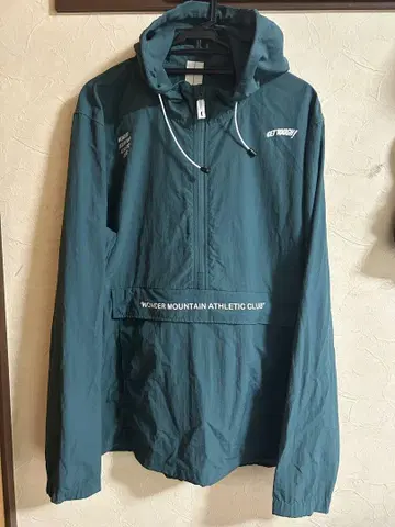 WONDER MOUNTAIN ATHLETIC CLUB 나일론 자켓