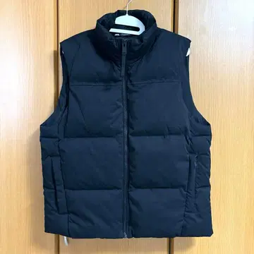ZARA 블랙 다운 베스트 풀 지퍼 L 사이즈 상당