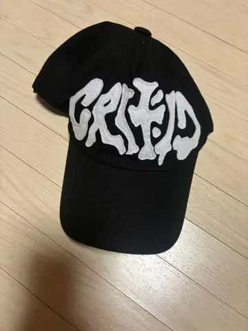 CRITIC 로고 자수 야구 모자