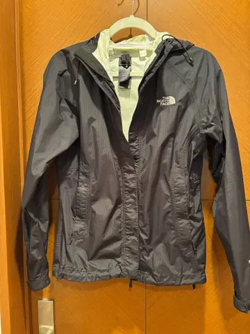 The North Face 후드 부착 자켓 블랙