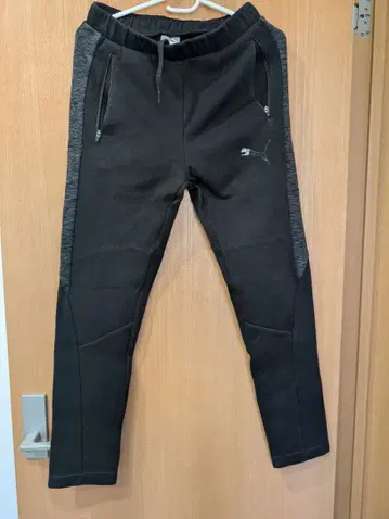 PUMA 블랙 조거 팬츠 XS