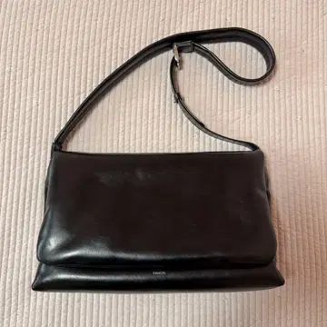 스탠드오일 STANDOIL Fluffy large 블랙 숄더