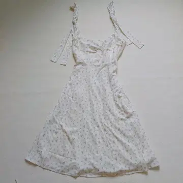House of CB london 원피스 드레스 꽃무늬 화이트
