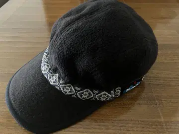 KAVU 플리스 스트랩 캡 블랙 일본제