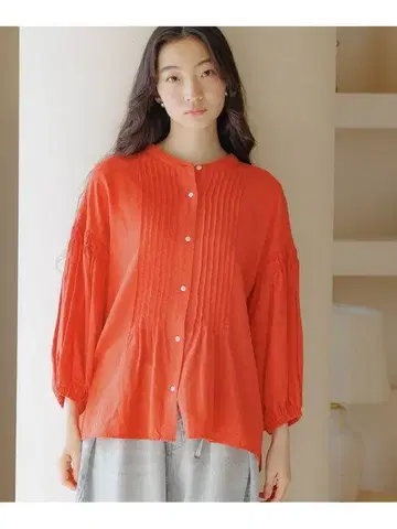COMFORT 린넨 턱 블라우스