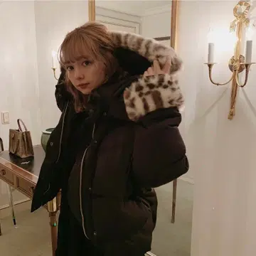 [ Treat Urself ] fur short down jacket