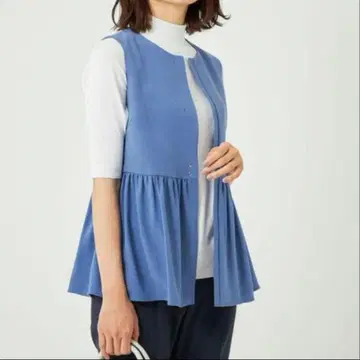 [ 미사용 새상품 ] 그린라벨 페플럼 블라우스 베스트
