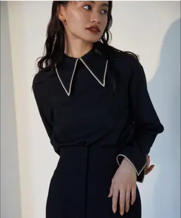 UNITED ARROWS 롱 커프스 블라우스