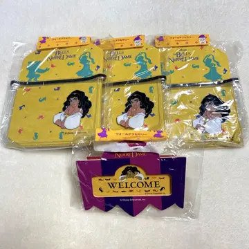 노트르담의 꼽추 에스메랄다 월 포켓 웰컴보드 디즈니