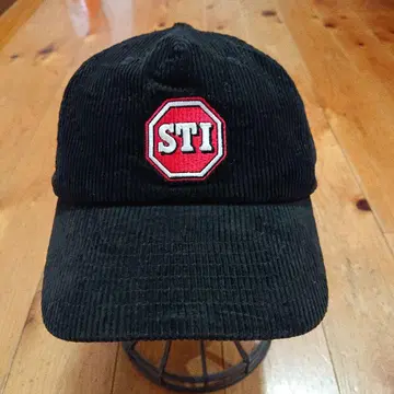 STI 코듀로이 트래커 캡 블랙