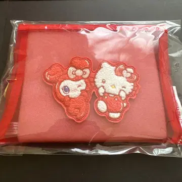 TWICE LOVELYS x SANRIO 메쉬 파우치 채영