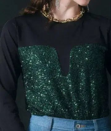 MAISONSPECIAL 스팽글 스킨 탑