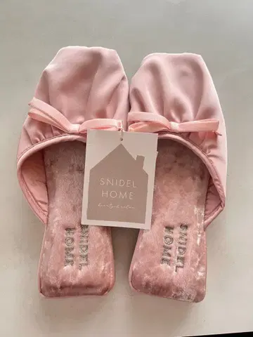 [ 미사용 새상품 ] 스나이델 홈 워셔블 리본 슬리퍼 핑크