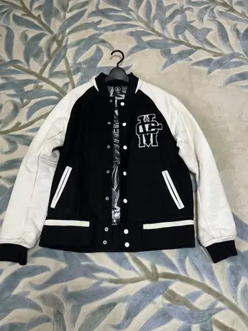 볼컴 바시티 자켓 M 스타디움 점퍼 가죽 소매